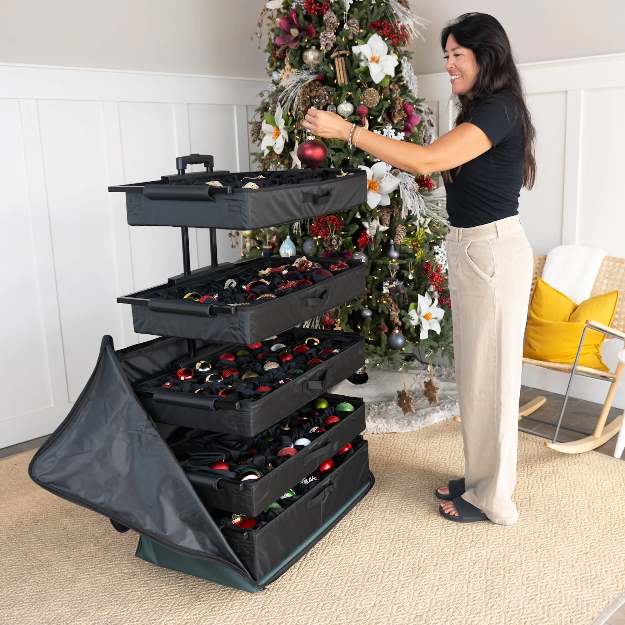 Adjustable Telescoping Ornament Storage [120 Ornaments]