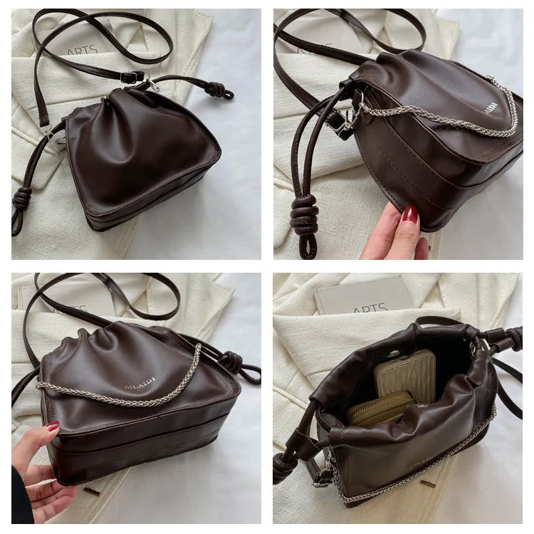 CL1128 - Retro Bucket Bag