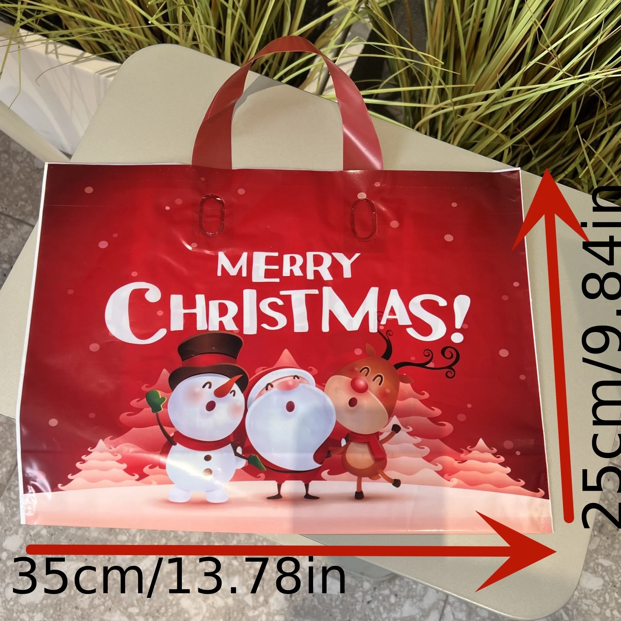 [Customer Favorite] 50pcs Red Christmas Gift Bags - Durable PE Plastic Tote for Holiday Presents, Shopping & Party Favors