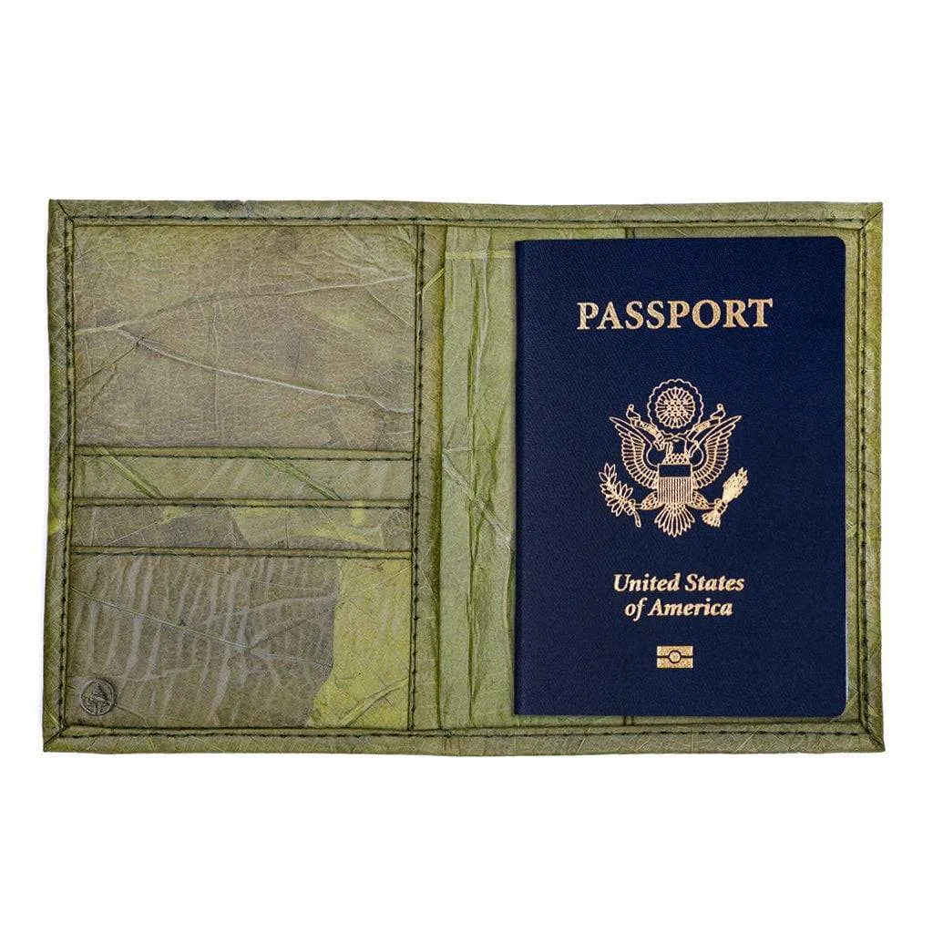 Leaf Leather Travel Wallet - Green