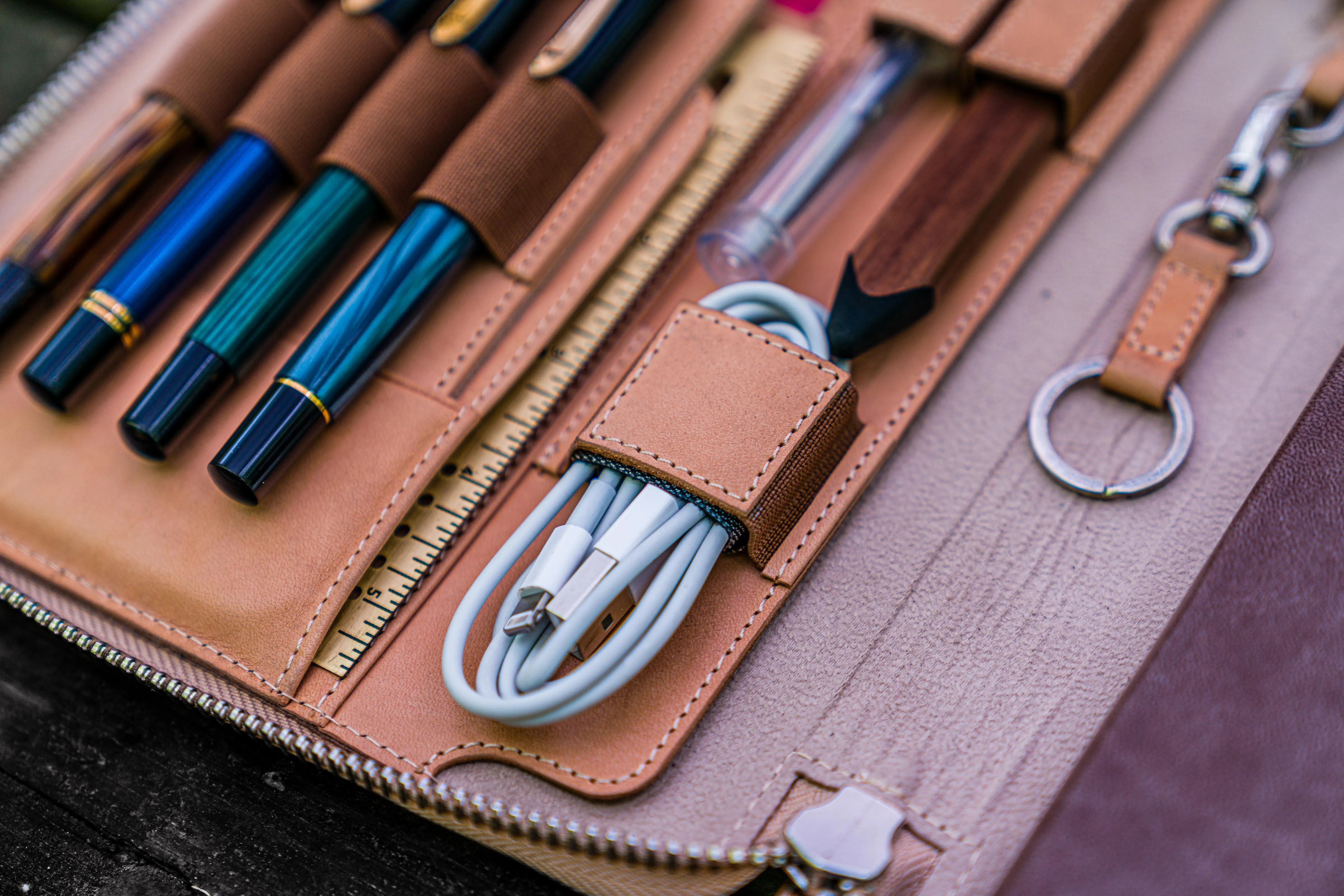 Leather Zippered Rhodia A5 Notebook & iPad Mini Folio - Undyed Leather