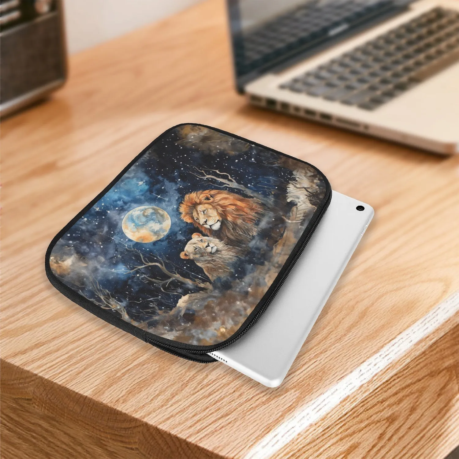 Tablet Sleeve - Lions, awd-552