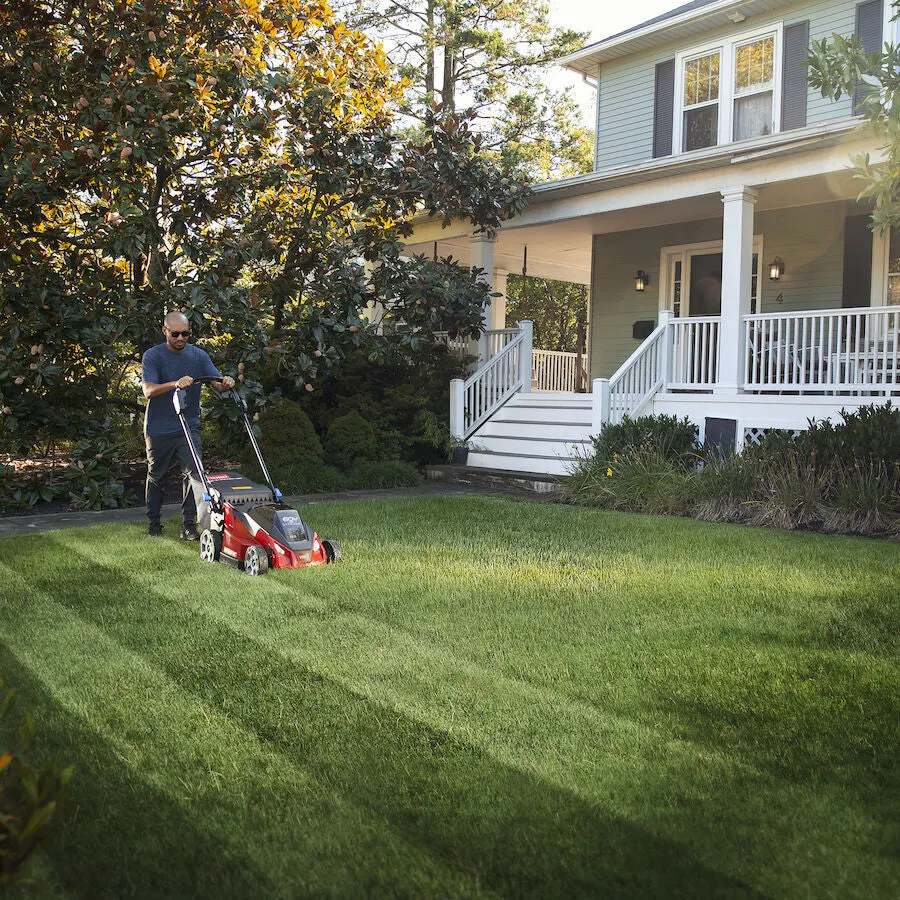 Toro 60V MAX* 21 in. (53 cm) Stripe® Dual-Blades Self-Propelled Mower (21623)